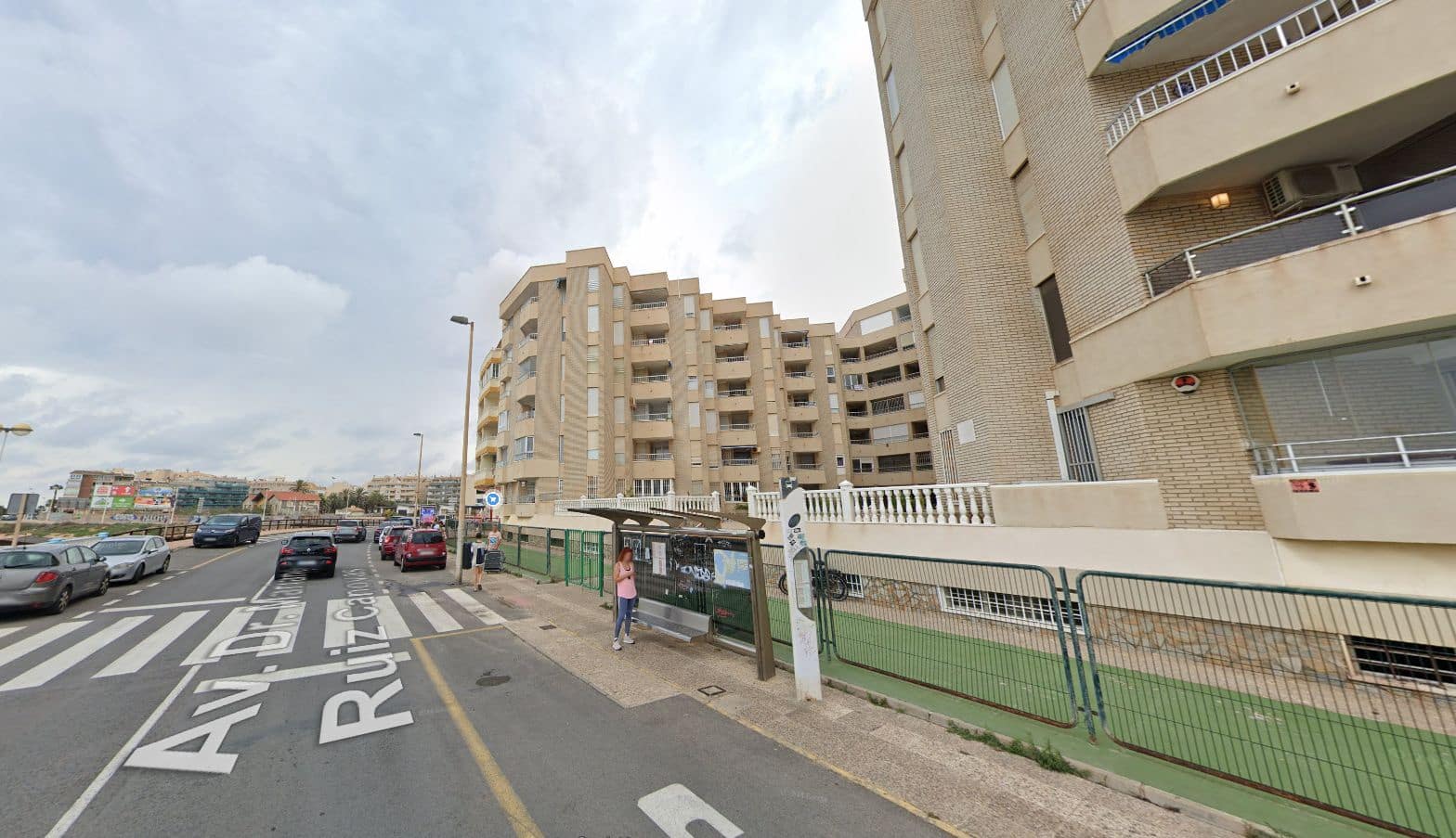 Apartment for sale in Torrevieja - € 110,000 (Ref: 9823057)