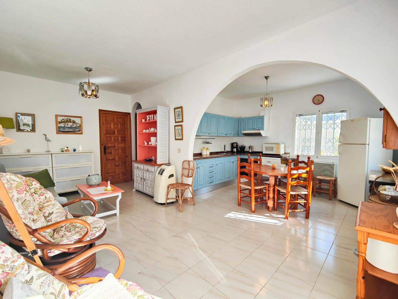 2 makuuhuone Paritalo myytävänä paikassa Torrevieja mukana 
autotalli - 219 900 € (Ref: 9823074)