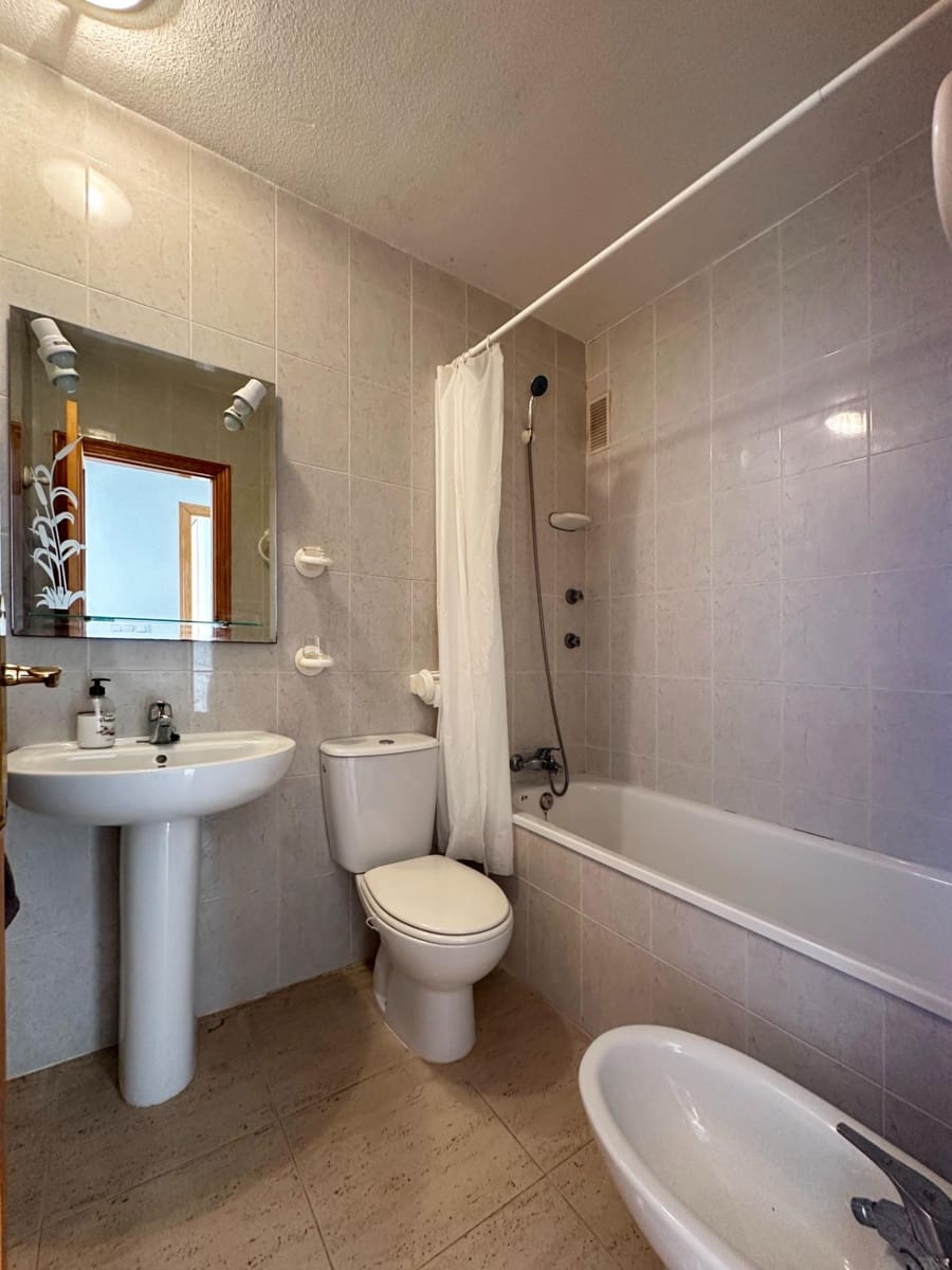 2 bedroom Penthouse for sale in Filipinas - € 139,950 (Ref: 9825442)