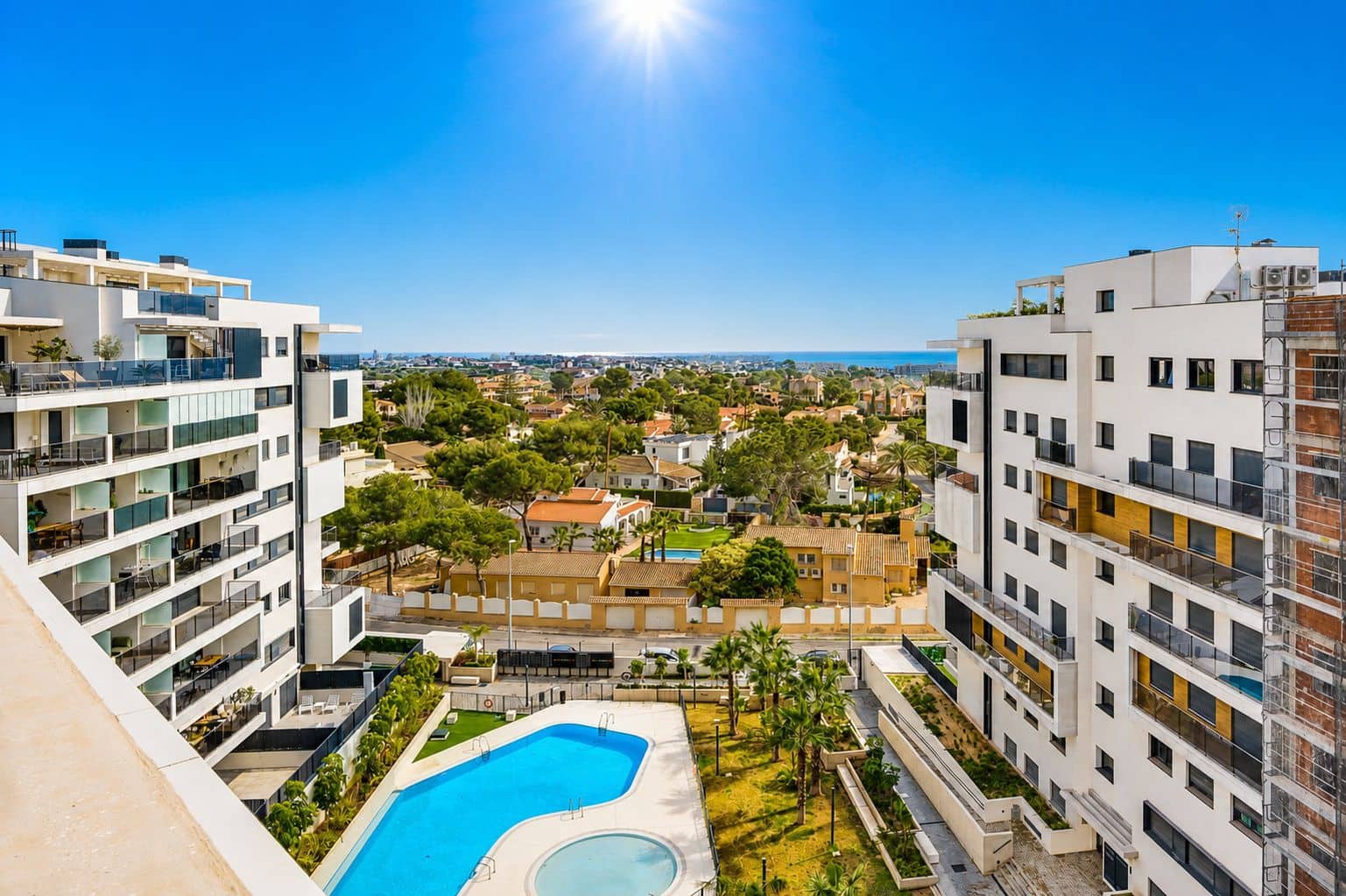 3 camera da letto Attico in vendita in Campoamor con piscina garage - 425.000 € (Rif: 9825443)
