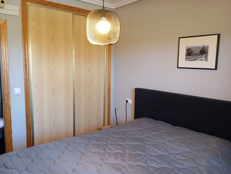 2 bedroom Apartment for sale in Daya Vieja - € 137,500 (Ref: 9831689)