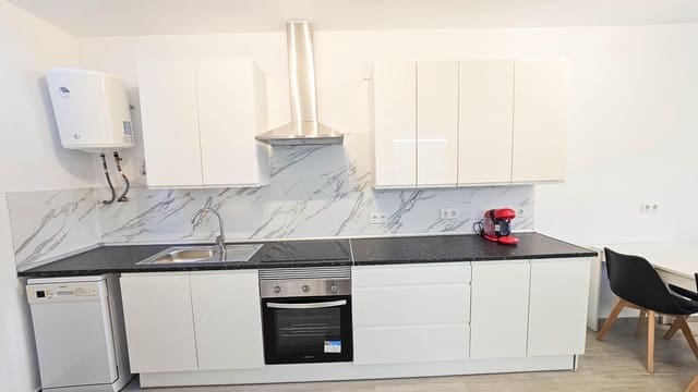 Bungalow de 2 habitaciones en El Limonar, Torrevieja en venta - 125.000 € (Ref: 9833858)