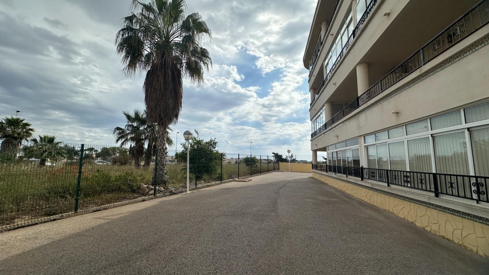 Apartamento de 2 habitaciones en Orihuela Costa en venta - 194.800 € (Ref: 9833865)
