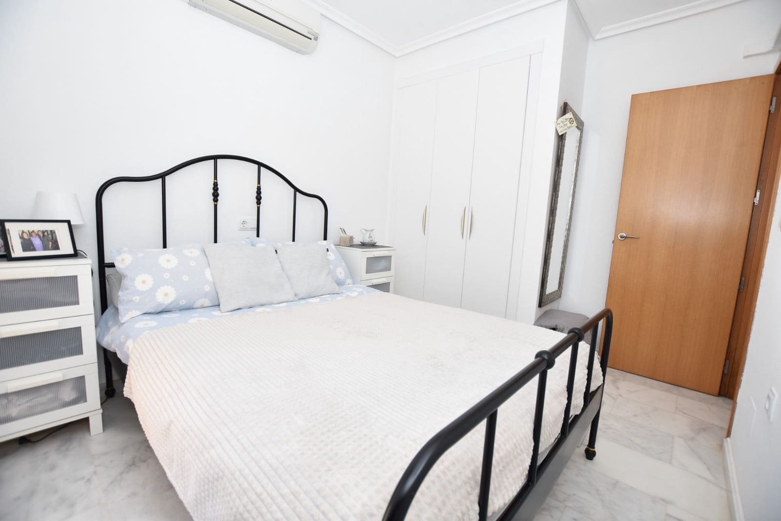 2 soveværelse Lejlighed til salg i Algorfa - € 204.950 (Ref: 9833871)