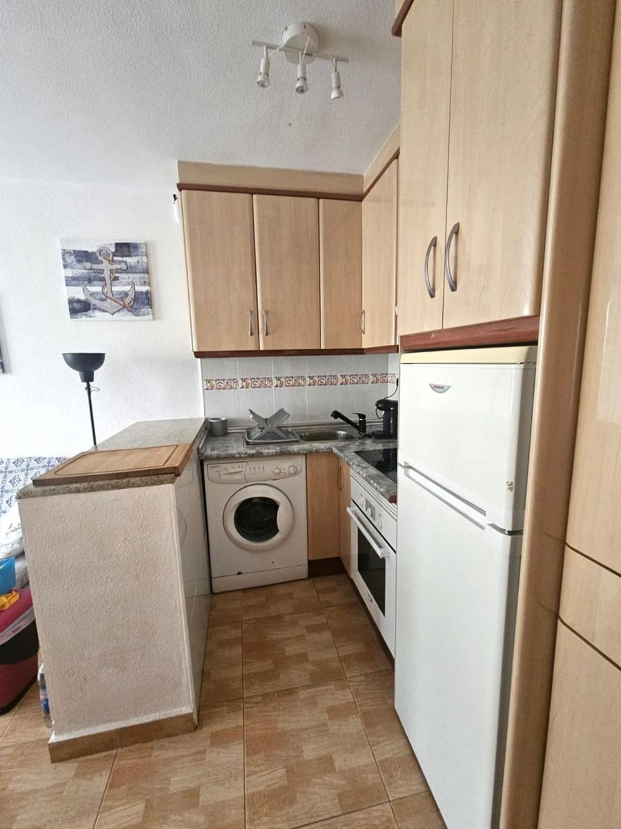 2 Zimmer Bungalow zu verkaufen in Los Balcones mit Pool - 135.000 € (Ref: 9836518)