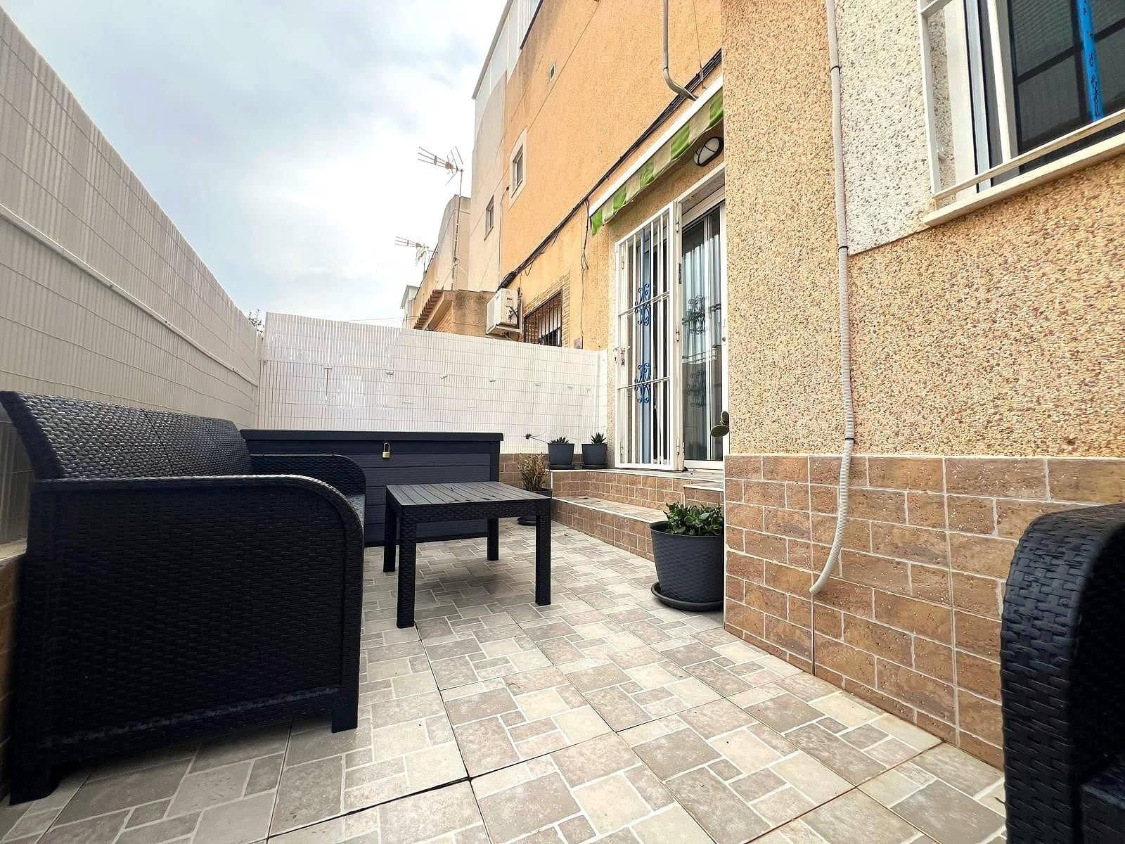 2 Zimmer Bungalow zu verkaufen in Los Balcones mit Pool - 135.000 € (Ref: 9836518)