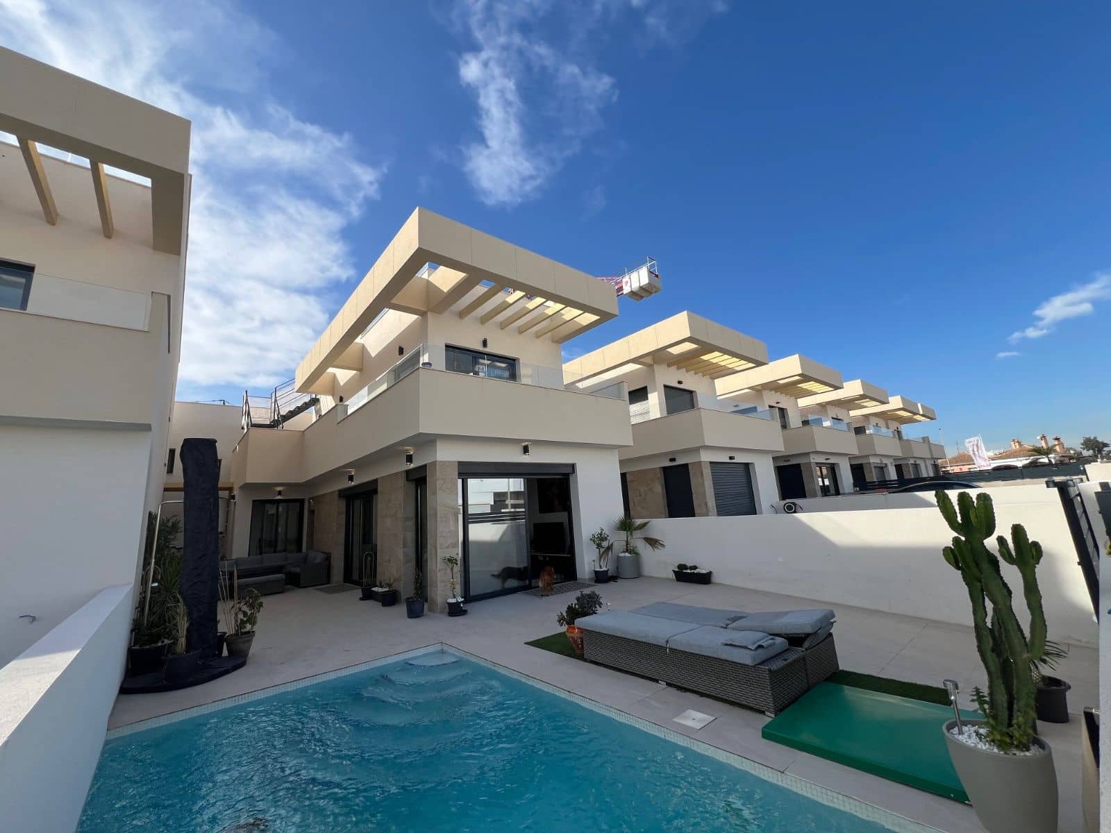 3 soverom Villa til salgs i Los Montesinos - € 369 000 (Ref: 9836520)