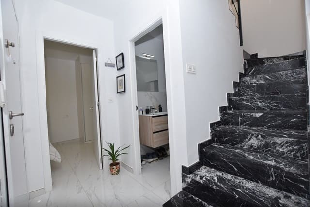 3 soverom Villa til salgs i Los Montesinos - € 369 000 (Ref: 9836520)