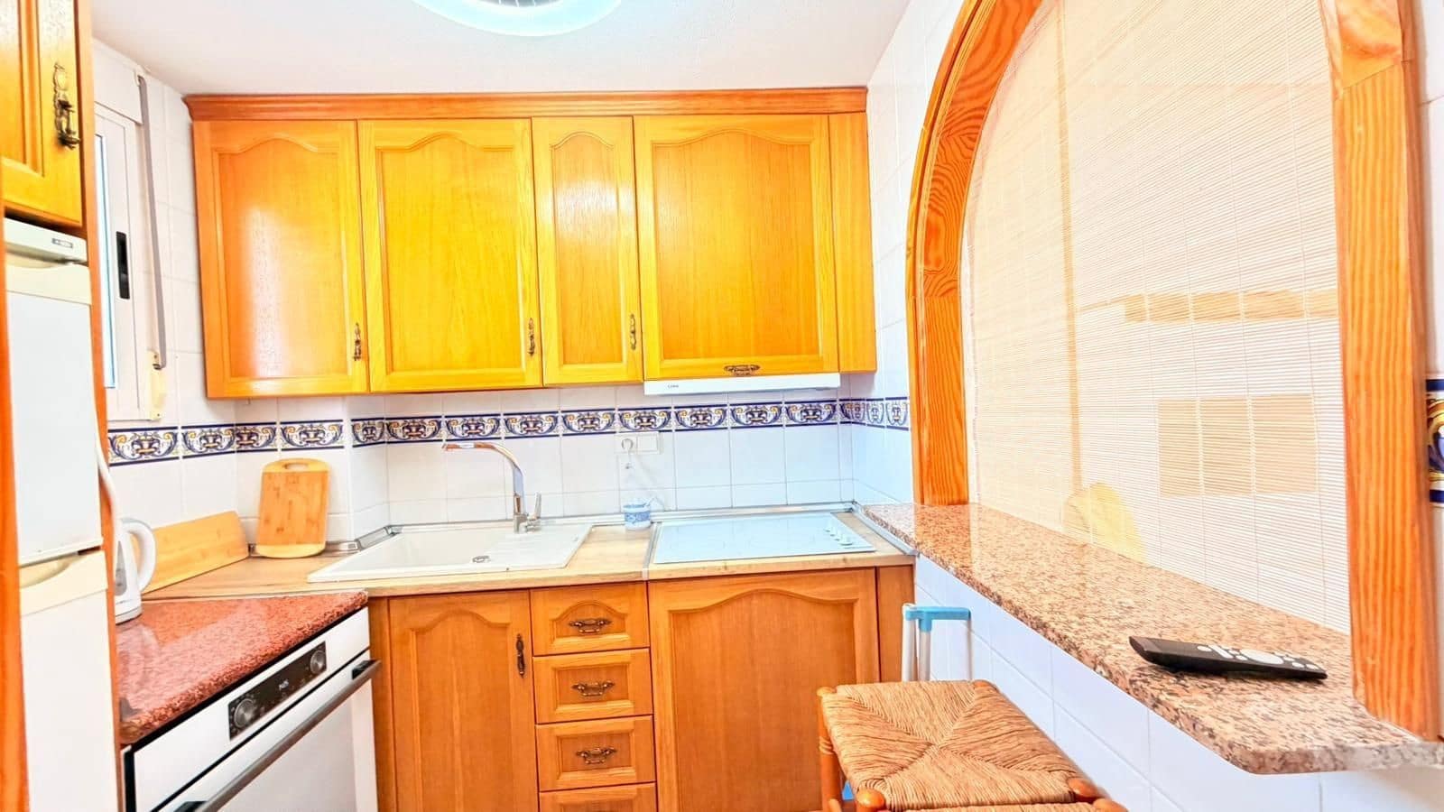 2 soveværelse Lejlighed til salg i Torrevieja med swimmingpool - € 119.990 (Ref: 9836534)