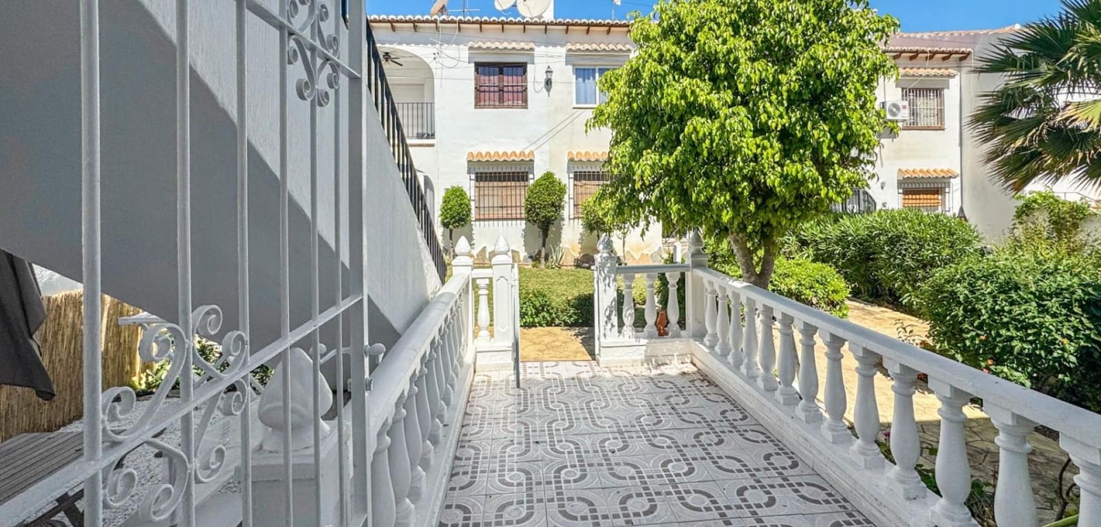 1 sypialnia Bungalow na sprzedaż w Torrevieja - 128 000 € (Ref: 9839489)