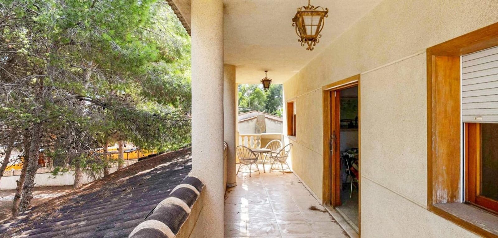 8 sovrum Villa till salu i La Siesta med pool garage - 550 000 € (Ref: 9840395)