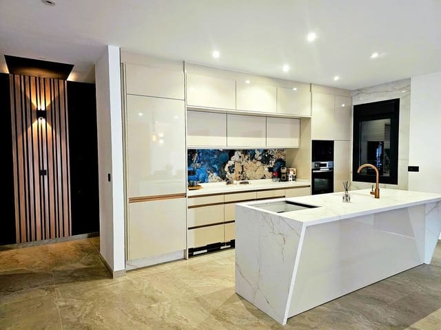4 camera da letto Finca/Casa di Campagna in vendita in Ciudad Quesada, Rojales con piscina - 1.300.000 € (Rif: 9840404)