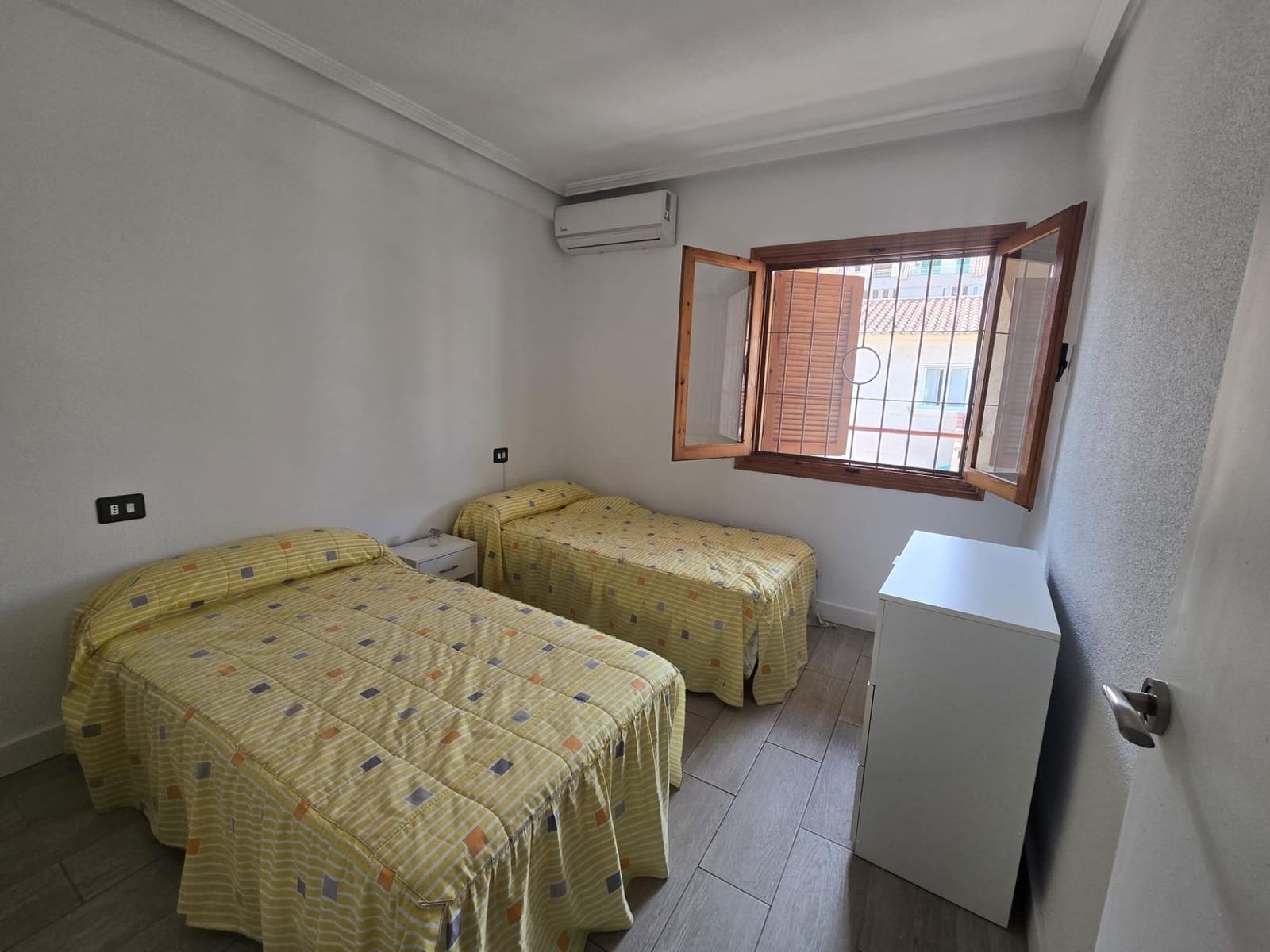 2 chambre Appartement à vendre à Torrevieja - 155 000 € (Ref: 9840936)