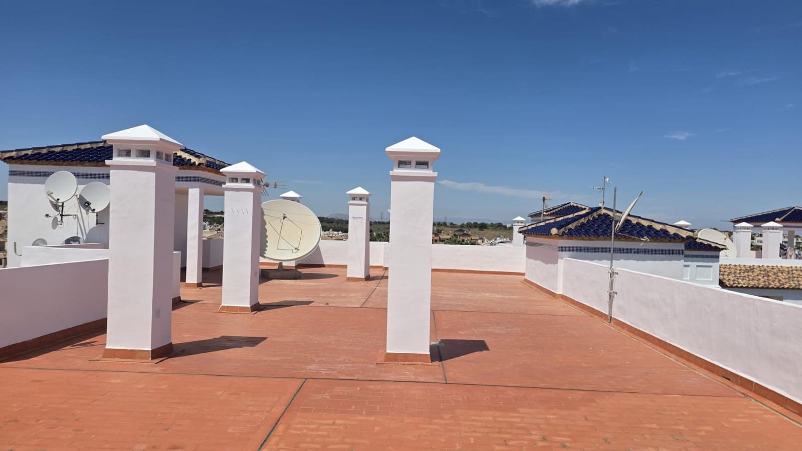 2 sypialnia Penthouse na sprzedaż w Filipinas - 199 999 € (Ref: 9843704)