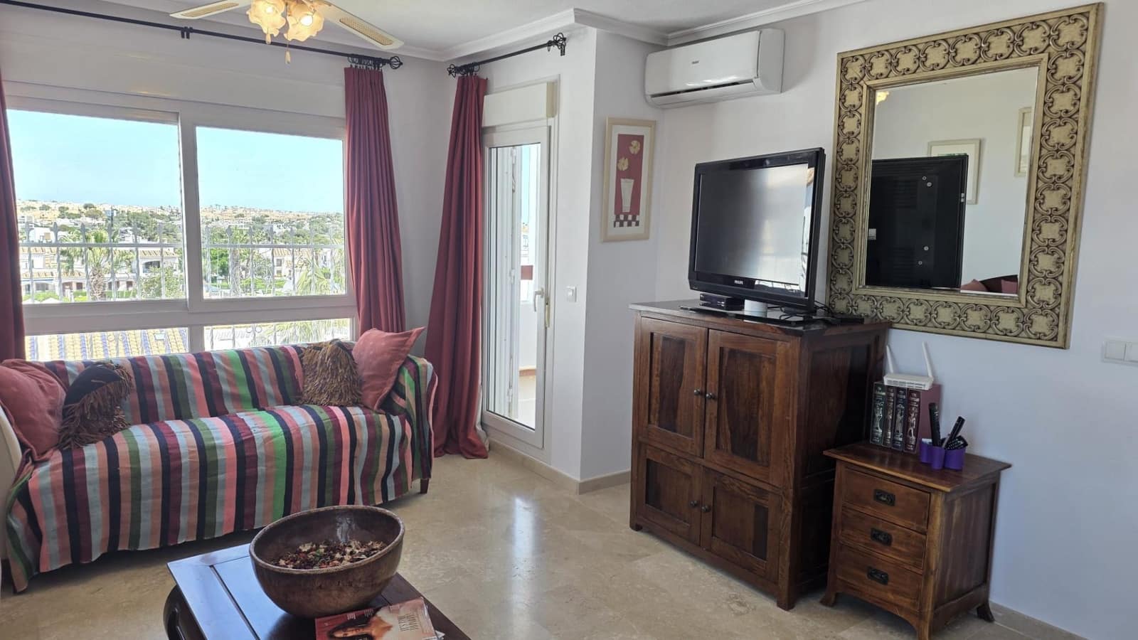 2 sypialnia Penthouse na sprzedaż w Filipinas - 199 999 € (Ref: 9843704)