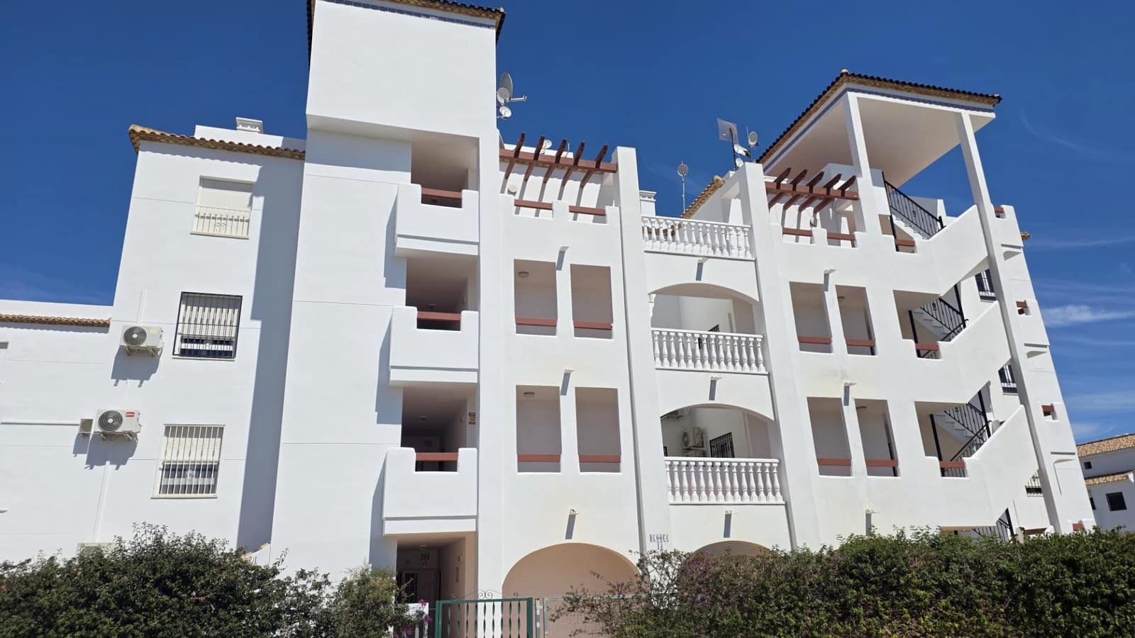 2 sypialnia Penthouse na sprzedaż w Filipinas - 199 999 € (Ref: 9843704)