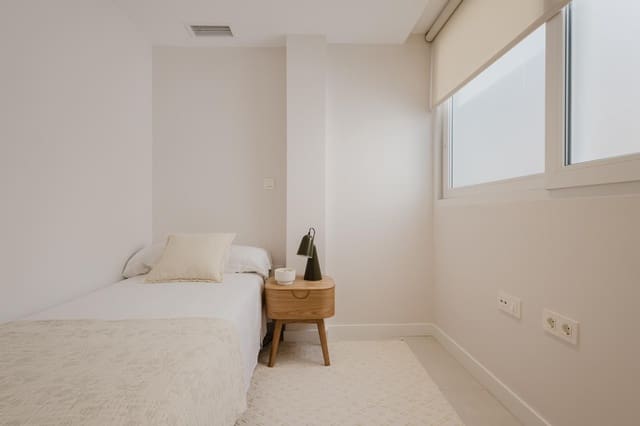 3 bedroom Apartment for rent in Playa del Acequión, Torrevieja with pool - € 1,800 (Ref: 9846601)