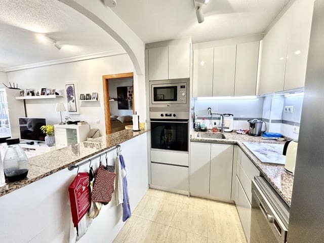 2 slaapkamer Appartement te koop in Los Europeos, Torrevieja - € 240.000 (Ref: 9846603)