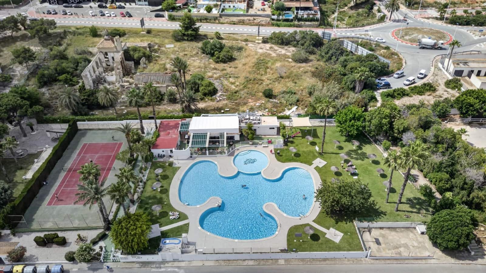 Bungalow de 1 habitación en Torrevieja en venta - 114.000 € (Ref: 9846608)
