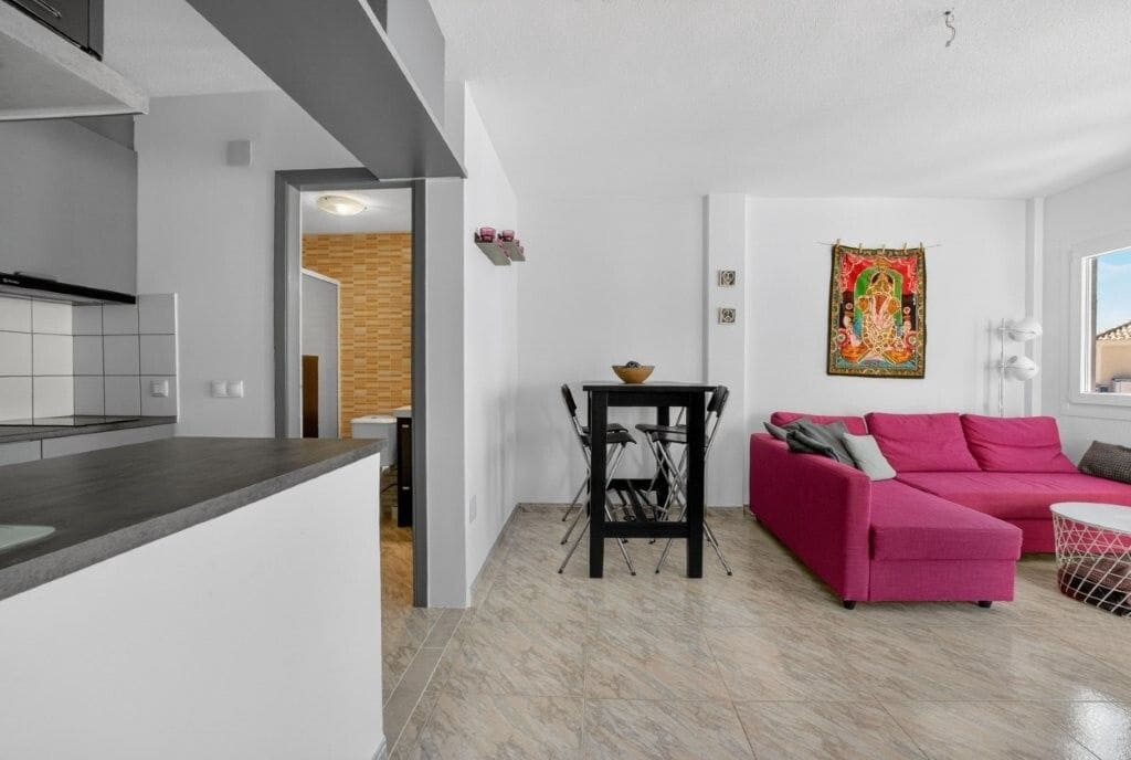 1 Zimmer Penthouse zu verkaufen in Torrevieja mit Pool - 115.000 € (Ref: 9849584)