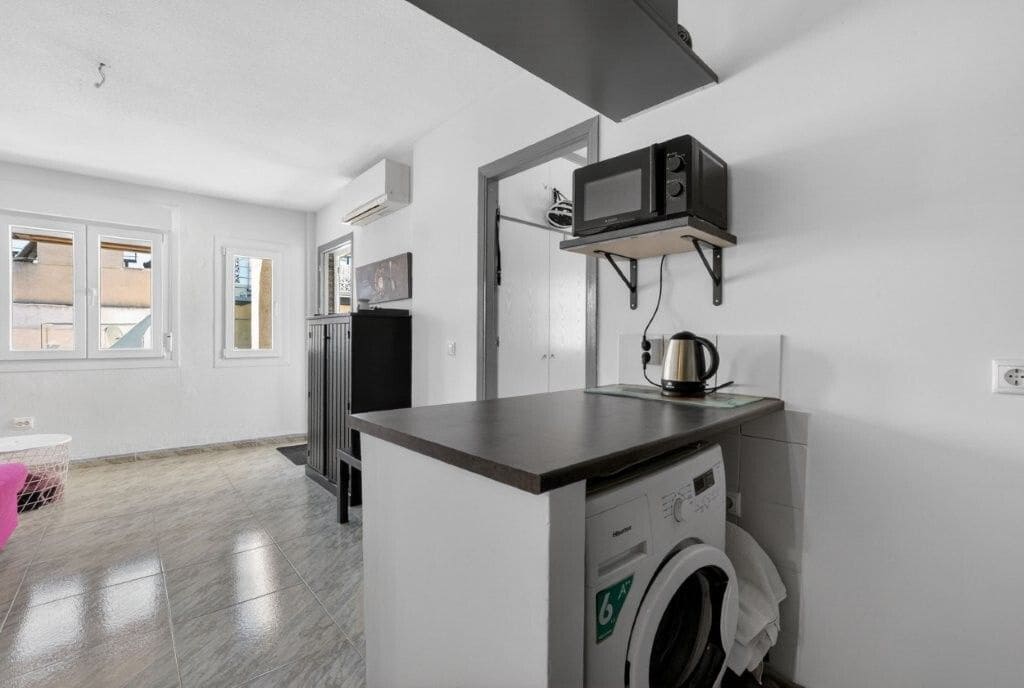 1 Zimmer Penthouse zu verkaufen in Torrevieja mit Pool - 115.000 € (Ref: 9849584)