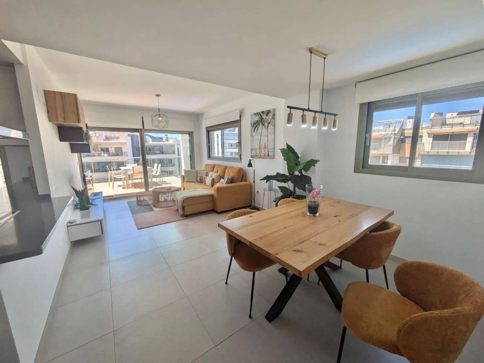 Ático de 3 habitaciones en Filipinas en venta con garaje - 350.000 € (Ref: 9849585)