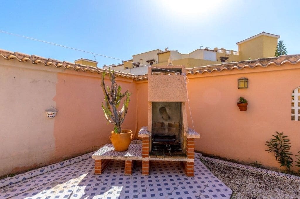 1 sovrum Lägenhet till salu i Torrevieja - 139 000 € (Ref: 9849588)