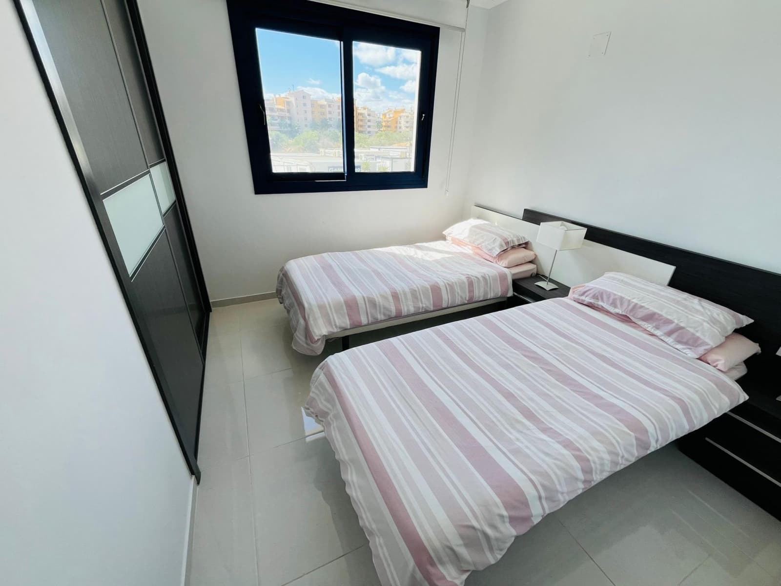 3 chambre Appartement à vendre à Punta Prima avec garage - 469 950 € (Ref: 9852304)
