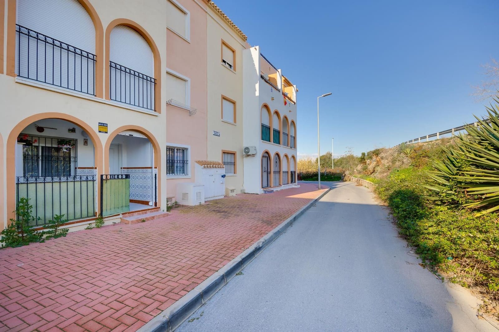 2 chambre Bungalow à vendre à Torrevieja - 139 000 € (Ref: 9852306)