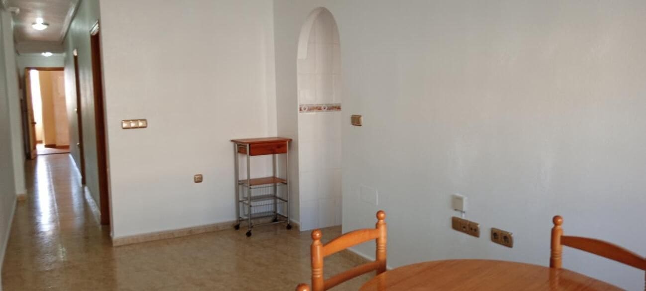 2 bedroom Apartment for sale in Los Montesinos with pool - € 125,000 (Ref: 9852311)
