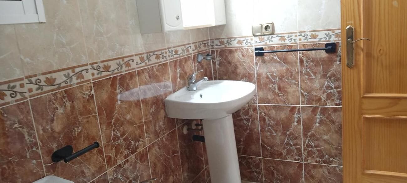 2 bedroom Apartment for sale in Los Montesinos with pool - € 125,000 (Ref: 9852311)