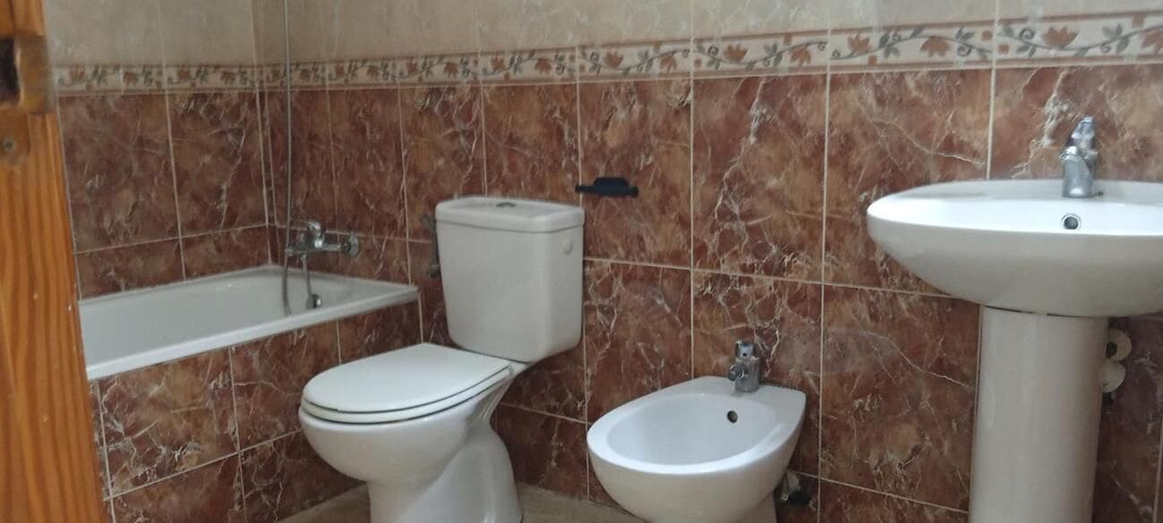 2 bedroom Apartment for sale in Los Montesinos with pool - € 125,000 (Ref: 9852311)