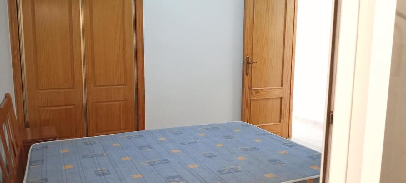 2 bedroom Apartment for sale in Los Montesinos with pool - € 125,000 (Ref: 9852311)