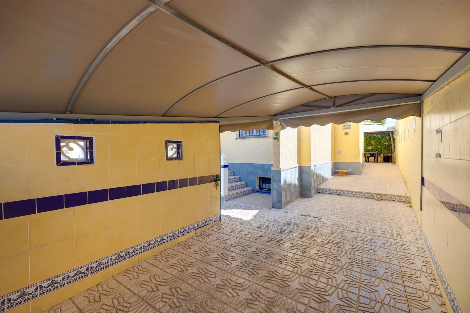 3 bedroom Villa for sale in San Fulgencio with pool - € 225,000 (Ref: 9855631)