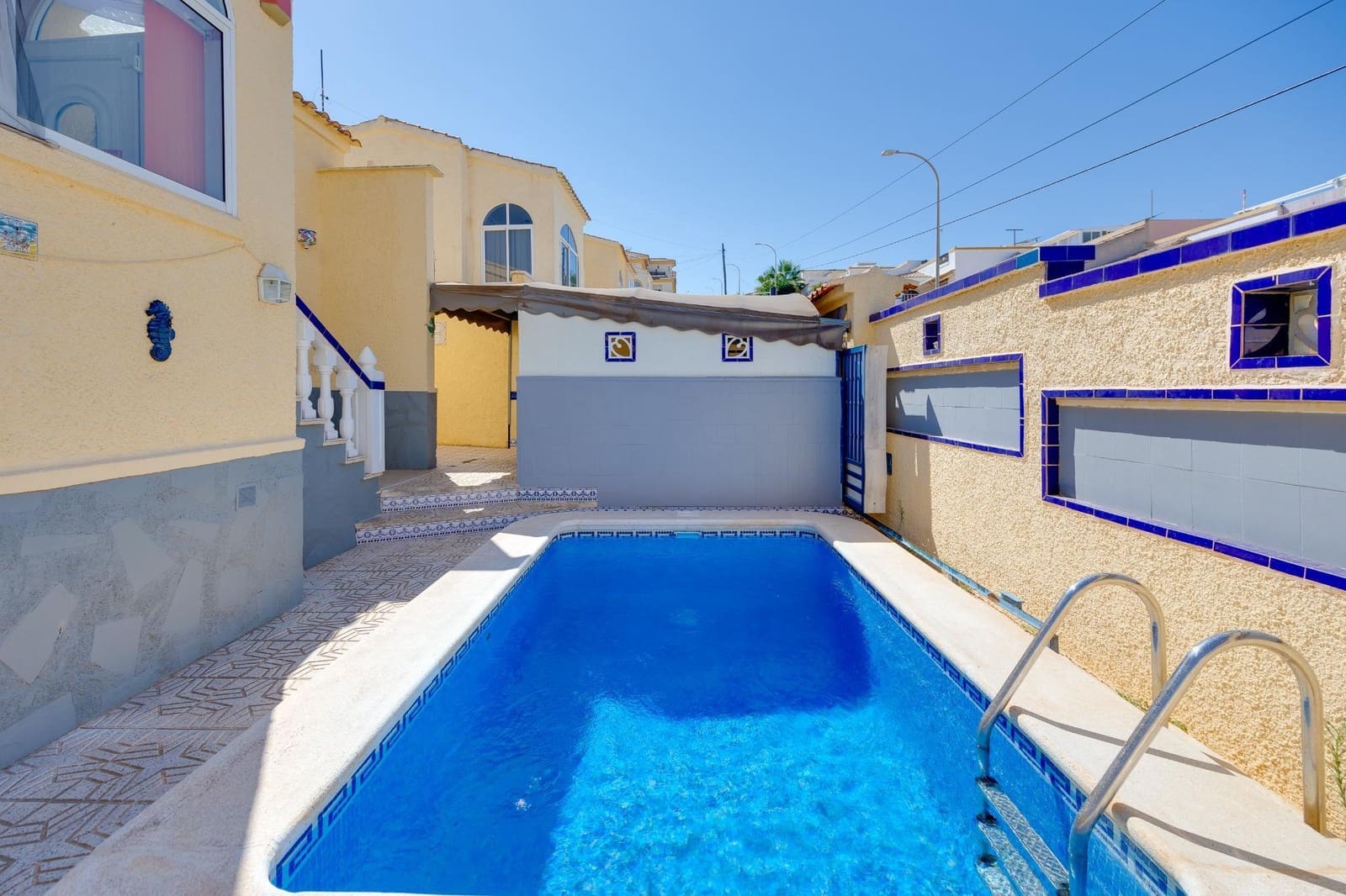 3 bedroom Villa for sale in San Fulgencio with pool - € 225,000 (Ref: 9855631)
