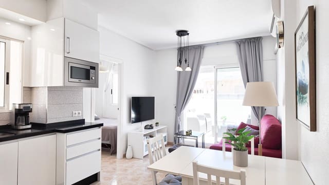 2 quarto Apartamento para venda em Centro, Torrevieja com piscina - 155 000 € (Ref: 9855638)