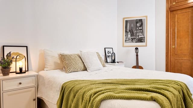 2 quarto Apartamento para venda em Centro, Torrevieja com piscina - 155 000 € (Ref: 9855638)