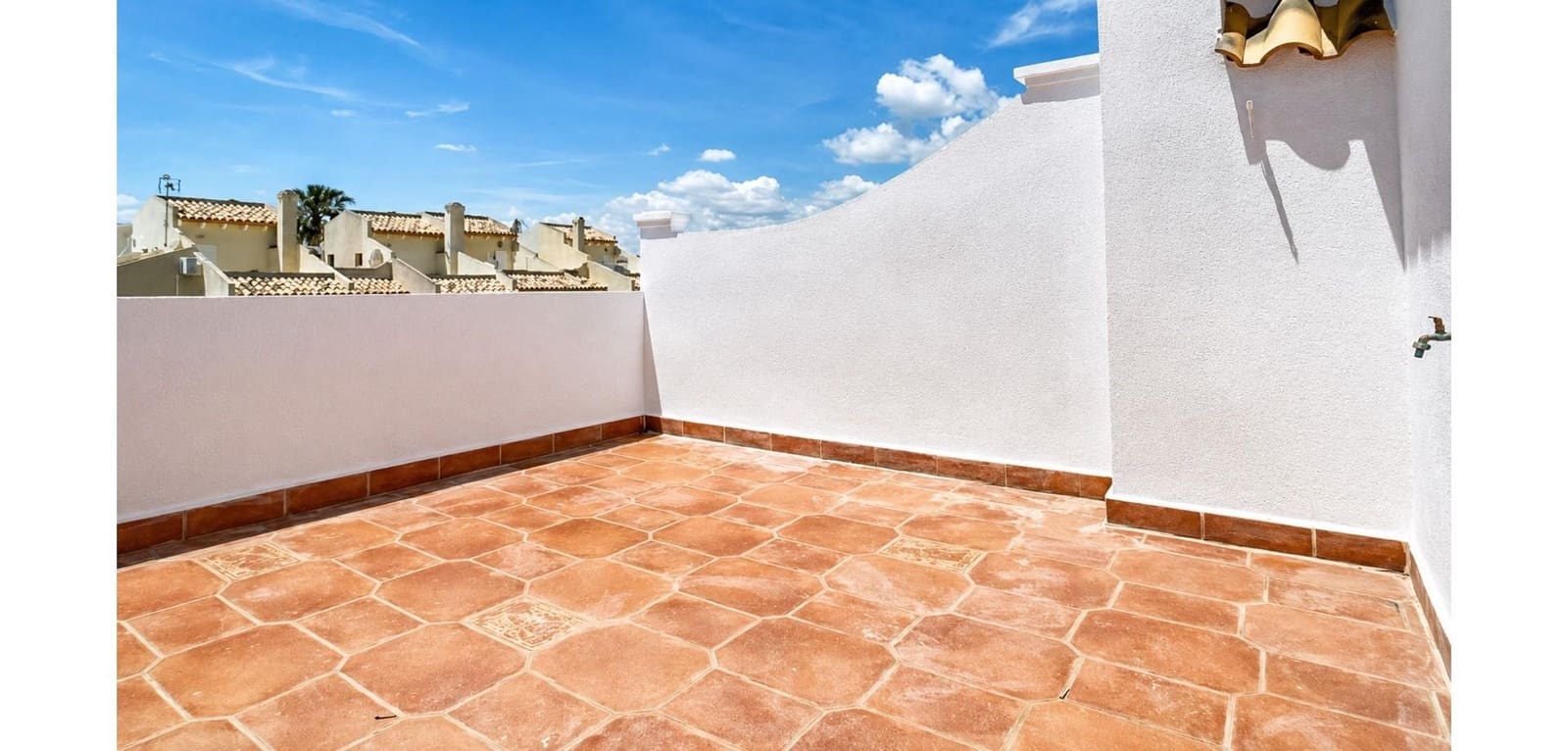 2 makuuhuone Huoneisto myytävänä paikassa Playa Flamenca mukana 
autotalli - 205 000 € (Ref: 9855642)