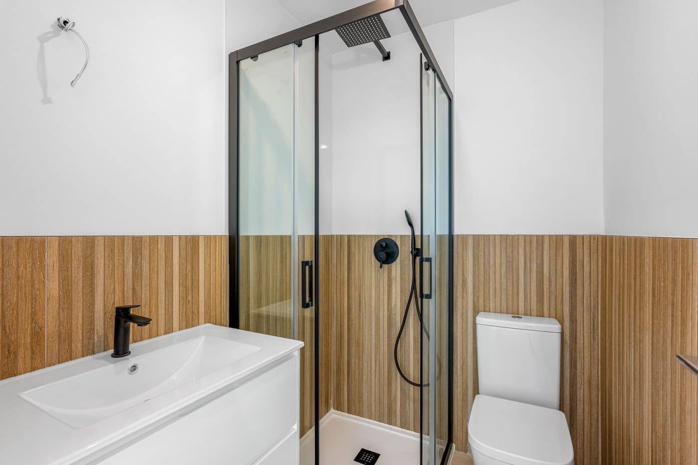 2 slaapkamer Appartement te koop in San Miguel de Salinas met zwembad - € 229.000 (Ref: 9855643)