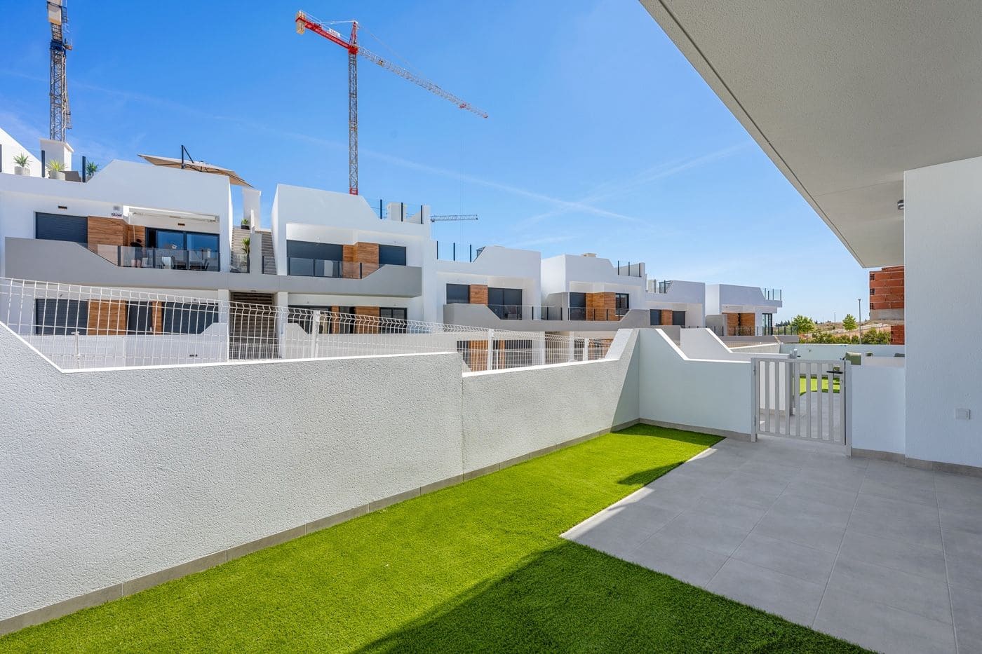 2 slaapkamer Appartement te koop in San Miguel de Salinas met zwembad - € 229.000 (Ref: 9855643)