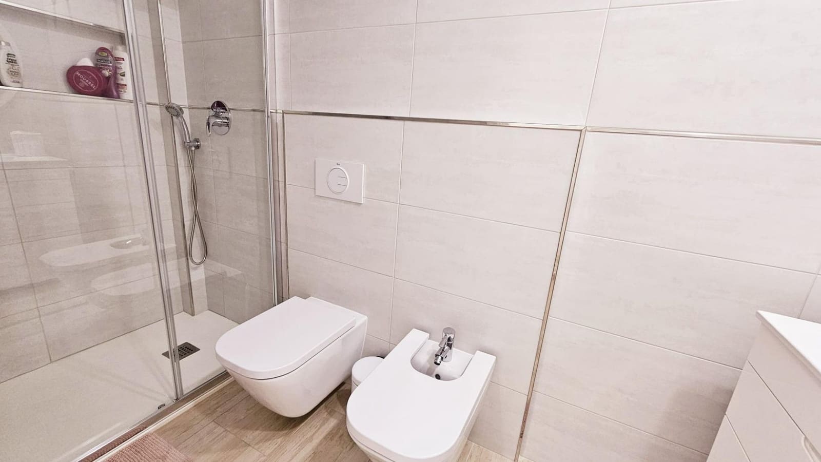 Apartamento de 2 habitaciones en Torrevieja en venta - 206.500 € (Ref: 9865375)
