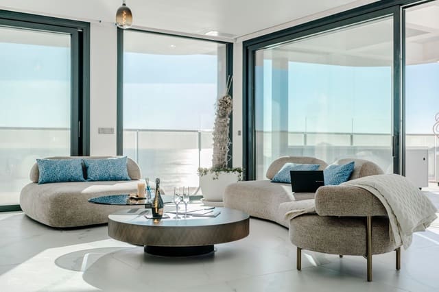 3 makuuhuone Huoneisto myytävänä paikassa Playa Poniente, Benidorm - 1 550 000 € (Ref: 9868740)