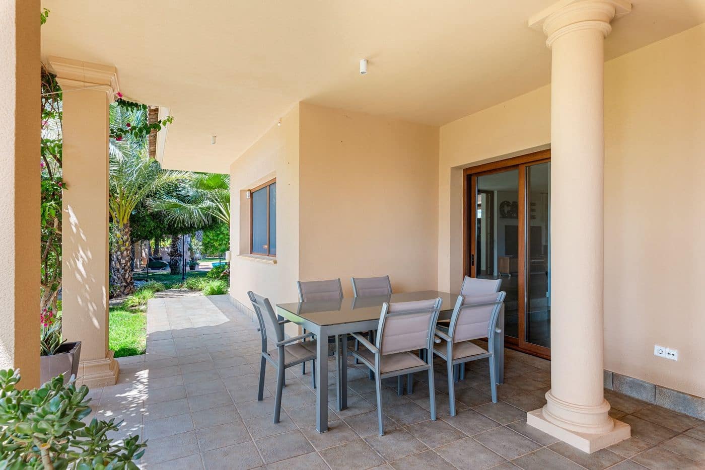 5 soveværelse Villa til salg i Elche / Elx med swimmingpool - € 1.165.000 (Ref: 9868747)