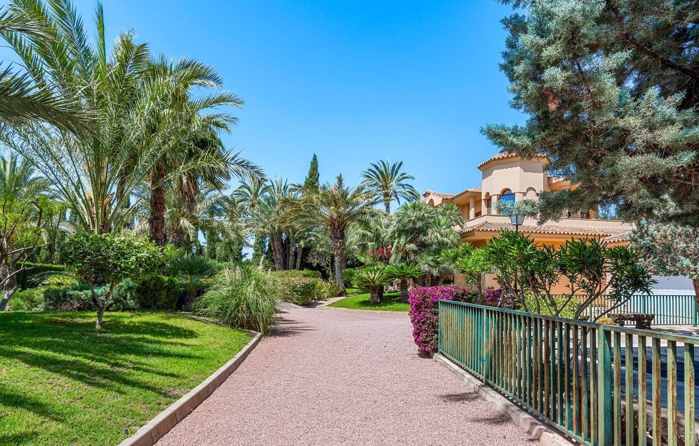 5 soveværelse Villa til salg i Elche / Elx med swimmingpool - € 1.165.000 (Ref: 9868747)