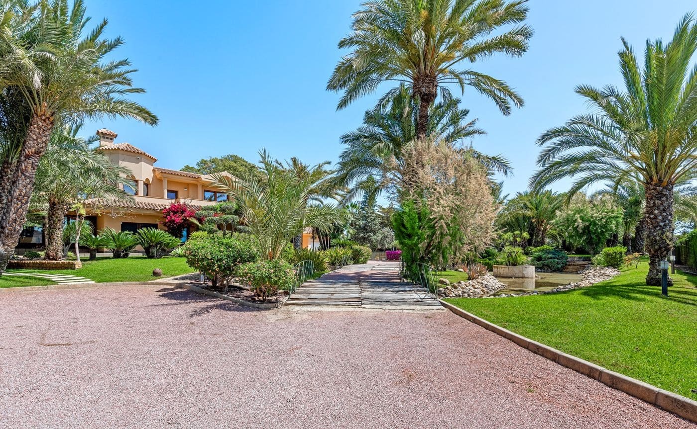 5 soveværelse Villa til salg i Elche / Elx med swimmingpool - € 1.165.000 (Ref: 9868747)