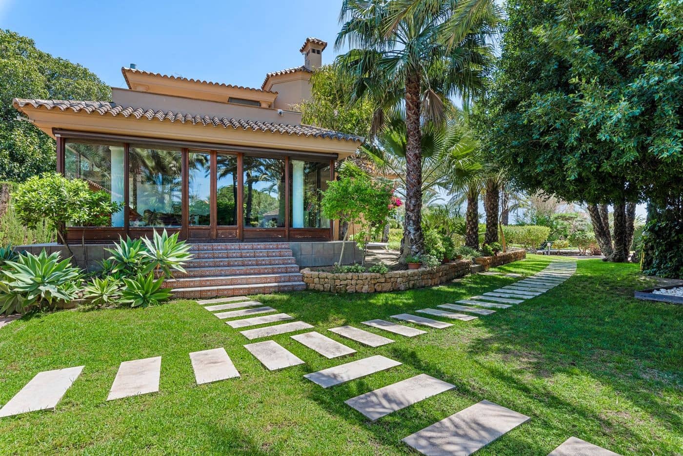 5 soveværelse Villa til salg i Elche / Elx med swimmingpool - € 1.165.000 (Ref: 9868747)