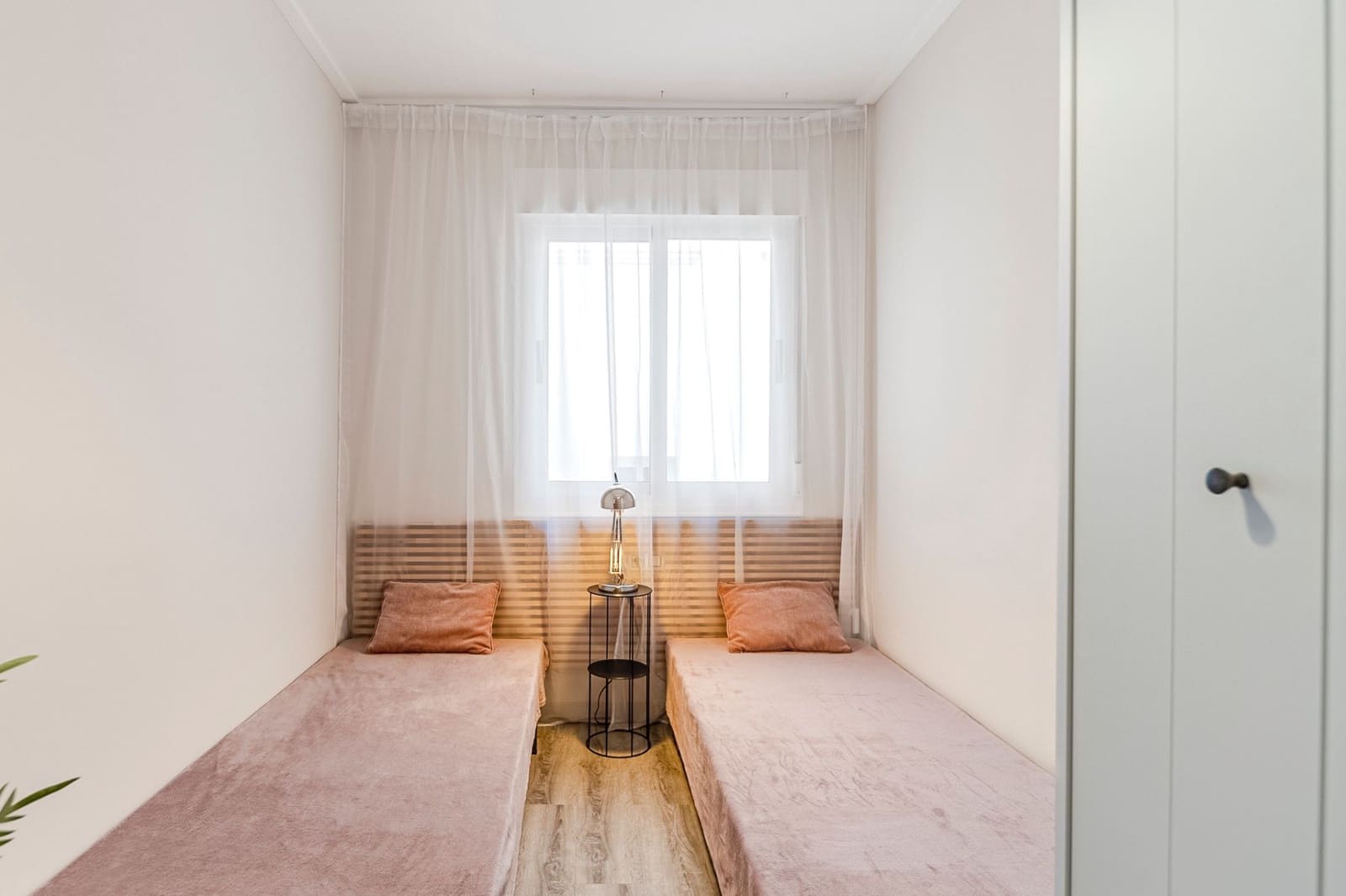 3 soverom Rekkehus til salgs i La Siesta med svømmebasseng garasje - € 315 000 (Ref: 9868751)