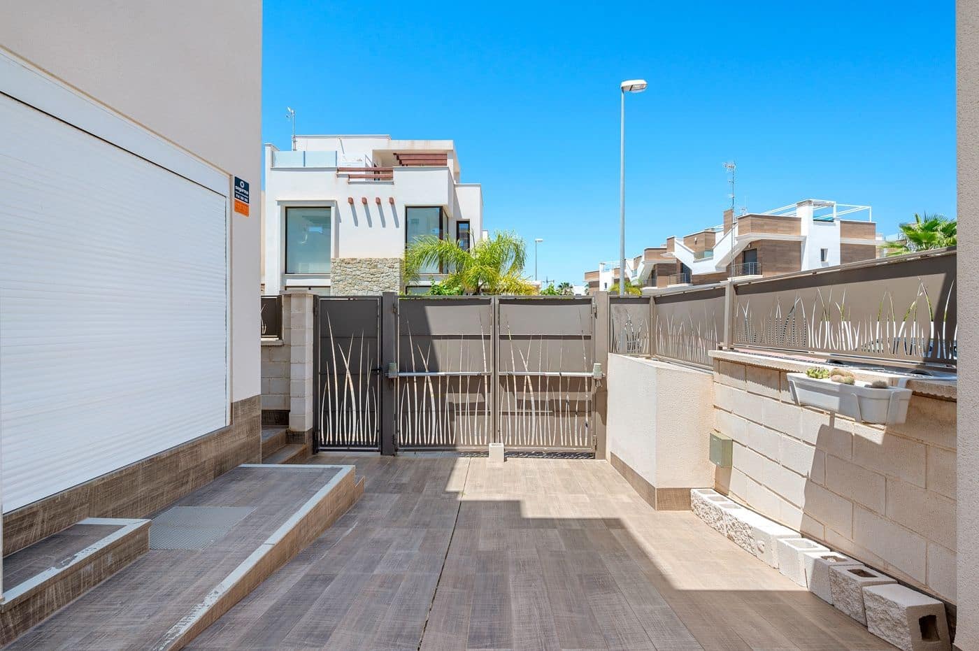 3 makuuhuone Huvila myytävänä paikassa Ciudad Quesada - 470 000 € (Ref: 9868755)