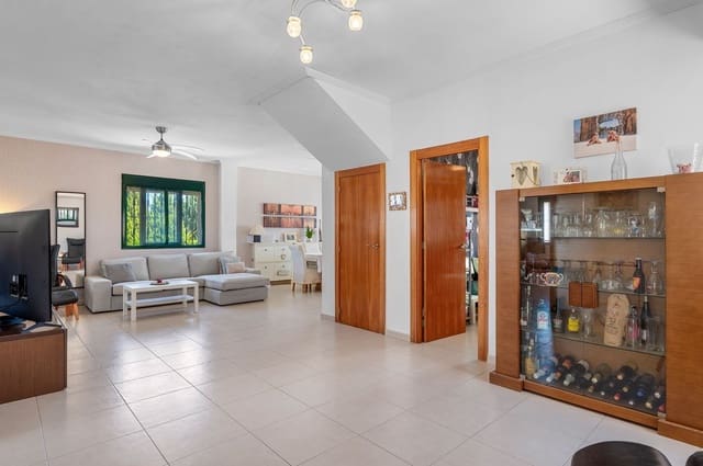4 slaapkamer Villa te koop in Ciudad Quesada, Rojales met zwembad - € 470.000 (Ref: 9868768)