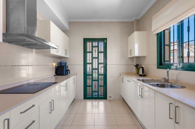 4 slaapkamer Villa te koop in Ciudad Quesada, Rojales met zwembad - € 470.000 (Ref: 9868768)